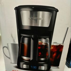 New hot and cold coffee maker